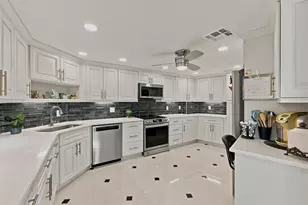 3900 N Ocean Dr, Lauderdale by the Sea, FL 33308 - Photo 14