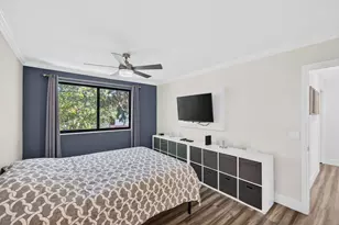 343 Ives Dairy Rd, Miami, FL 33179 - Photo 26