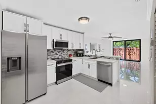 343 Ives Dairy Rd, Miami, FL 33179 - Photo 4