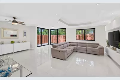 343 Ives Dairy Road #343-06, Miami, FL 33179 - Photo 12