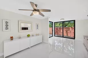 343 Ives Dairy Rd, Miami, FL 33179 - Photo 16