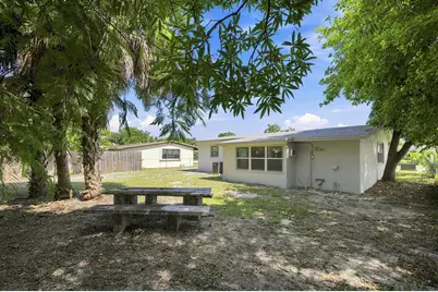 1629 NW 15th Court, Fort Lauderdale, FL 33311 - Photo 28