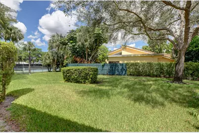 6165 Belleza Lane, Boca Raton, FL 33433 - Photo 28