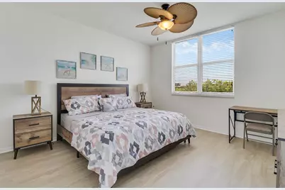 802 W Windward Way #301, Lantana, FL 33462 - Photo 2