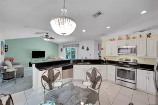 9811 NW 53rd Ct, Coral Springs, FL 33076 - Photo 14
