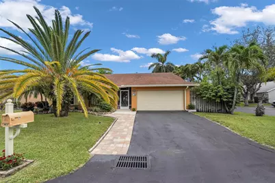 9811 NW 53rd Court, Coral Springs, FL 33076 - Photo 2