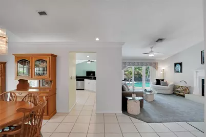 9811 NW 53rd Court, Coral Springs, FL 33076 - Photo 14
