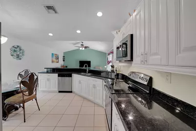 9811 NW 53rd Court, Coral Springs, FL 33076 - Photo 16