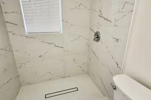7664 NW 18th St, Margate, FL 33063 - Photo 16