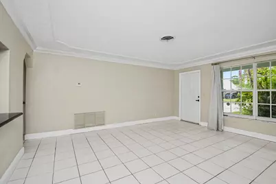 71 18th Avenue S, Lake Worth Beach, FL 33460 - Photo 4