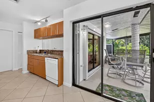 327 NW 36th Ave, Deerfield Beach, FL 33442 - Photo 16