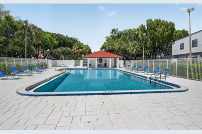 327 NW 36th Avenue, Deerfield Beach, FL 33442 - Photo 42