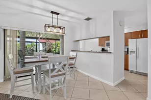 327 NW 36th Ave, Deerfield Beach, FL 33442 - Photo 10
