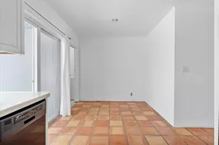 1400 NE 42nd Ct, Oakland Park, FL 33334 - Photo 10
