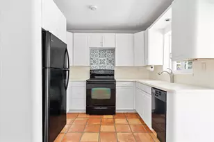 1400 NE 42nd Ct, Oakland Park, FL 33334 - Photo 8