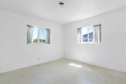 1400 NE 42nd Court, Oakland Park, FL 33334 - Photo 16
