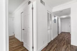 6181 NW 57th St, Tamarac, FL 33319 - Photo 14