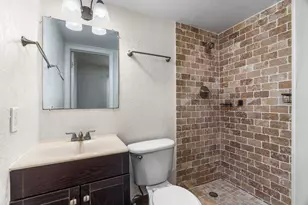 6181 NW 57th St, Tamarac, FL 33319 - Photo 20