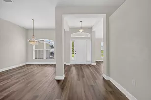 5852 NW Ethel Ct, Port Saint Lucie, FL 34986 - Photo 6