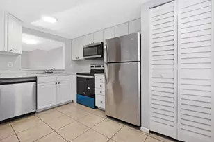 4080 NW 90th Ave, Sunrise, FL 33351 - Photo 6