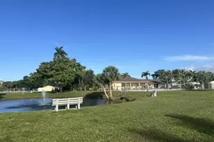 8670 SW 18th Pl, Davie, FL 33324 - Photo 18