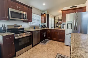 442 SW Fairway Vista, Port Saint Lucie, FL 34986 - Photo 8