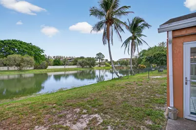 1960 NW 34th Avenue, Coconut Creek, FL 33066 - Photo 36