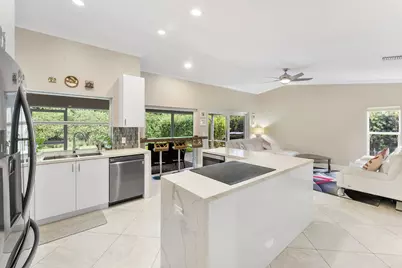 11294 Island Lakes Lane, Boca Raton, FL 33498 - Photo 10