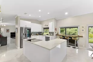 11294 Island Lakes Ln, Boca Raton, FL 33498 - Photo 10