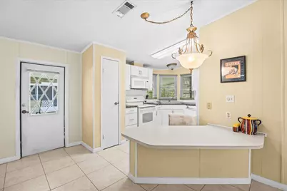 8219 Cinnamon Lane, Port Saint Lucie, FL 34952 - Photo 6