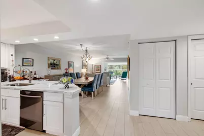 5746 Crystal Shores Drive #303, Boynton Beach, FL 33437 - Photo 6