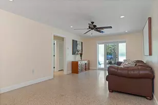 1106 N Lakeside Dr, Lake Worth Beach, FL 33460 - Photo 8