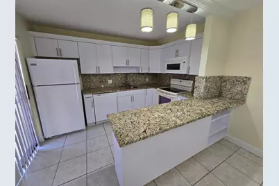 3232 Meridian Way N #B, Palm Beach Gardens, FL 33410 - Photo 6