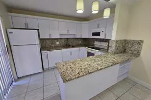 3232 Meridian Way N, Palm Beach Gardens, FL 33410 - Photo 6