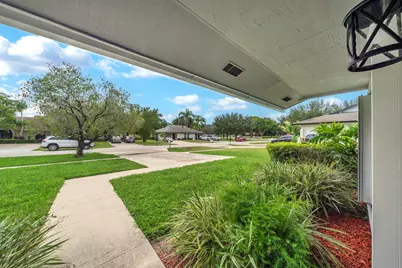 1350 Riverside Circle #Unit 1, Wellington, FL 33414 - Photo 36