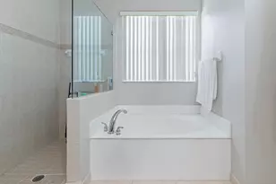120 NW 117th Terrace, Plantation, FL 33325 - Photo 32