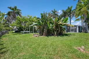 1158 Grant St, Hollywood, FL 33019 - Photo 24