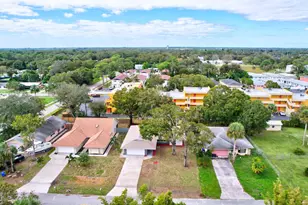 1825 39th Ave, Vero Beach, FL 32960 - Photo 18