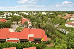 13 Lexington Ln E, Palm Beach Gardens, FL 33418 - Photo 24