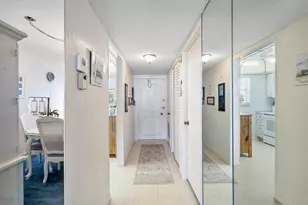 555 NW 4th Ave, Boca Raton, FL 33432 - Photo 4
