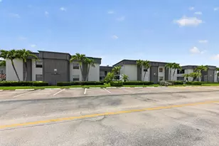 464 Piedmont J, Delray Beach, FL 33484 - Photo 4