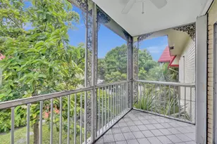 555 SE 8th St, Deerfield Beach, FL 33441 - Photo 1