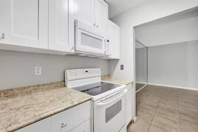 555 SE 8th Street #252, Deerfield Beach, FL 33441 - Photo 10