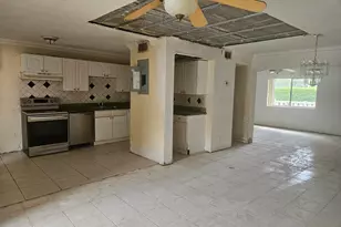 1419 NW 80th Ave, Margate, FL 33063 - Photo 6