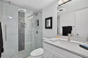 575 Oaks Ln, Pompano Beach, FL 33069 - Photo 16