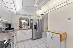 3251 Holiday Springs Blvd, Margate, FL 33063 - Photo 2