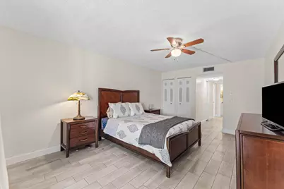 3251 Holiday Springs Boulevard #206, Margate, FL 33063 - Photo 12