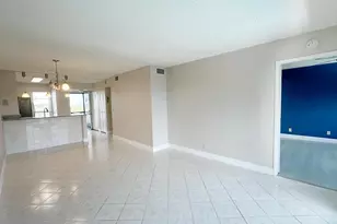 2220 N Cypress Bend Dr, Pompano Beach, FL 33069 - Photo 14