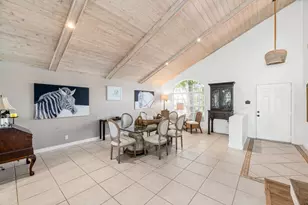 2650 Fairway Cove Ct, Wellington, FL 33414 - Photo 2