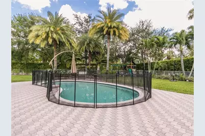 5805 NW 125th Avenue, Parkland, FL 33076 - Photo 2